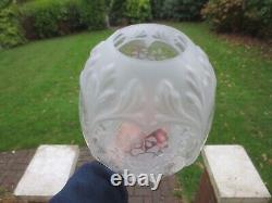 Superb Embossed Moulded & Etched Glass Beehive Duplex Oil Lamp Shade