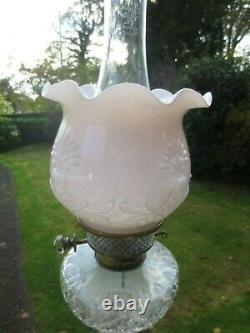 Superb Moulded Embossed Glass Duplex Oil Lamp Shade