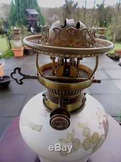 Superb Victorian Hinks & Son Porcelain Beautifully Hand Painted Oil Lamp