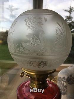 Superb Victorian Swan Etched Oil Lamp Shade