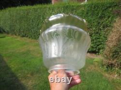 Superb Vintage Paraffin Kerosene Glass Etched Duplex Tulip Oil Lamp Shade