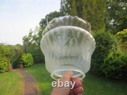 Superb Vintage Paraffin Kerosene Glass Etched Duplex Tulip Oil Lamp Shade