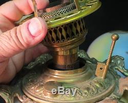 Unusual GWTW / Consolidated glass Victorian Banquet oil lamp / converted 3 way