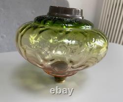Unusual and pretty green and pink watermark oil lamp font