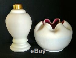 VICTORIAN GONE WITH THE WIND style MINIATURE OIL LAMP 10 Tall MINT around 1877