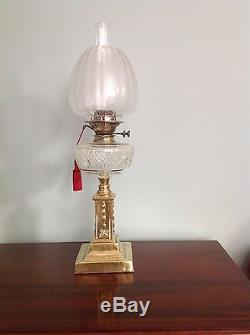 VICTORIAN (c 1890) BRASS COLUMN OIL LAMP ETCHED GLOBE
