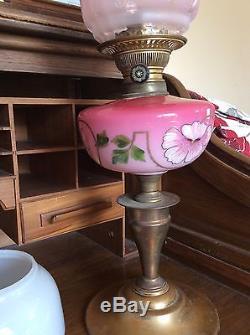 Very Nice Victorian Oil Lamp With Cranberry Bowl And Etched Shade
