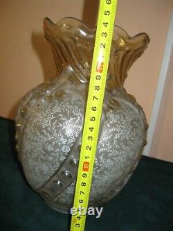 Victorian French oil lamp shade