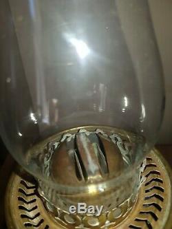 Victorian Royal Doulton Oil Lamp