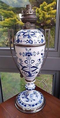 Victorian Silver Plated Continental Meissen China Oil Table Lamp Onion Pattern