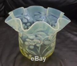 Victorian Yellow & Green Opalescent Vaseline Powell Glass Oil Lamp Flora Shade A