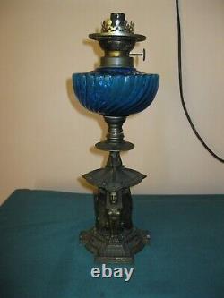 Victorian bronze oil lamp