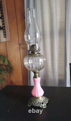 Victorian oil lamp / pink glass and brass base / clear font / P&E