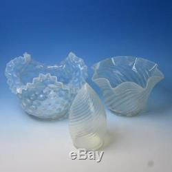 Vintage Victorian Opalescent Swirl Crimped Gas and Oil Lamp 3 Glass Shades